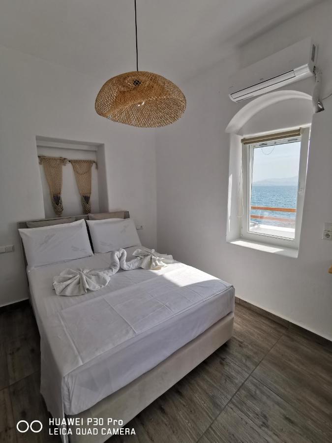 View Rooms Piso Livadi Eksteriør bilde